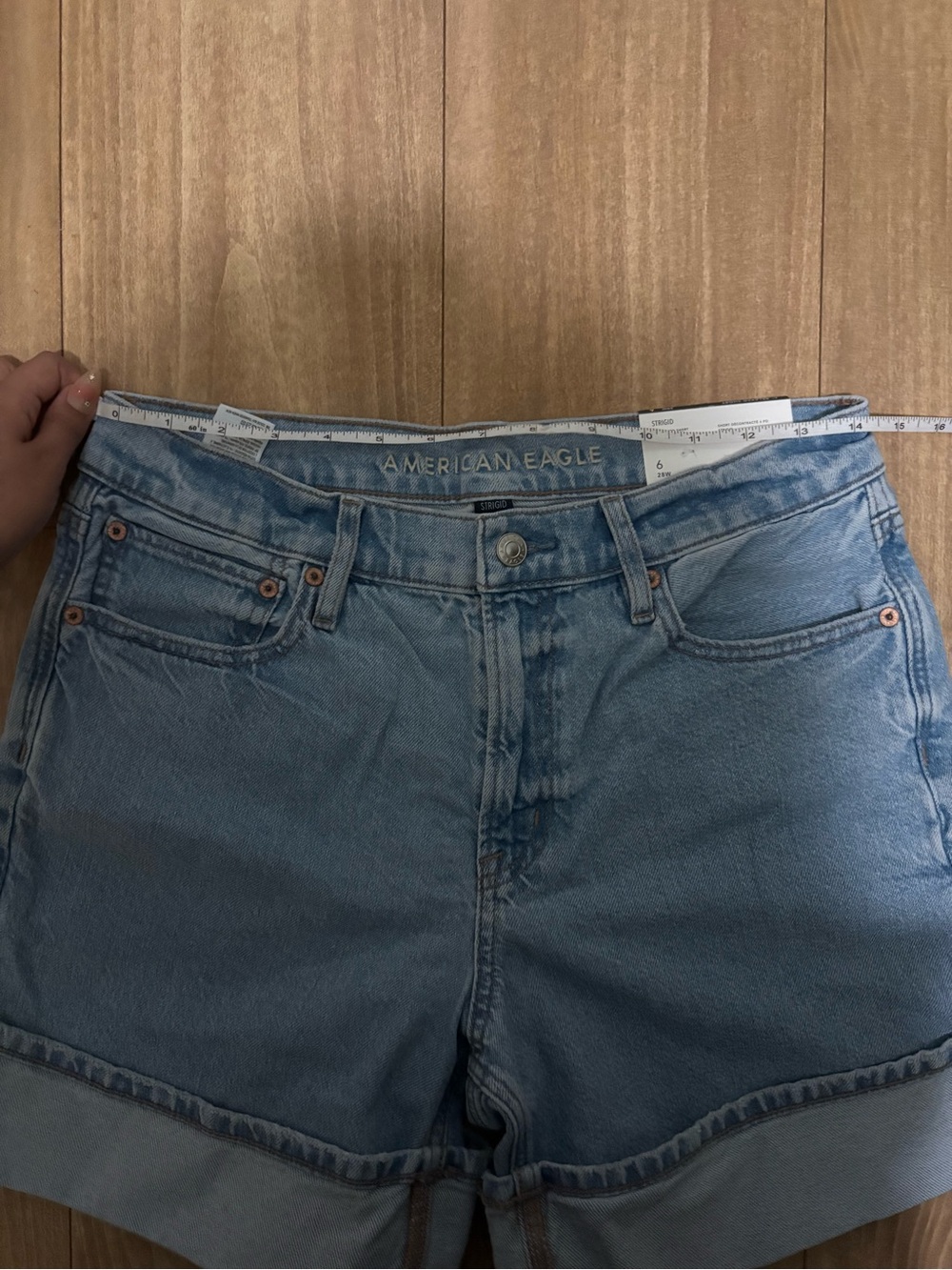 American Eagle Outfitters Light Blue Denim Rolled Hem Shorts - Picture 5 of 5